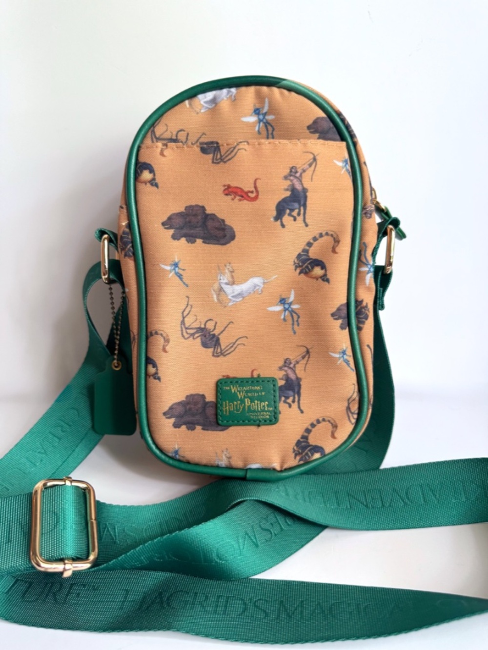 Universal Studios Hagrid's Magical Creatures Motorbike Adventure Crossbody Bag